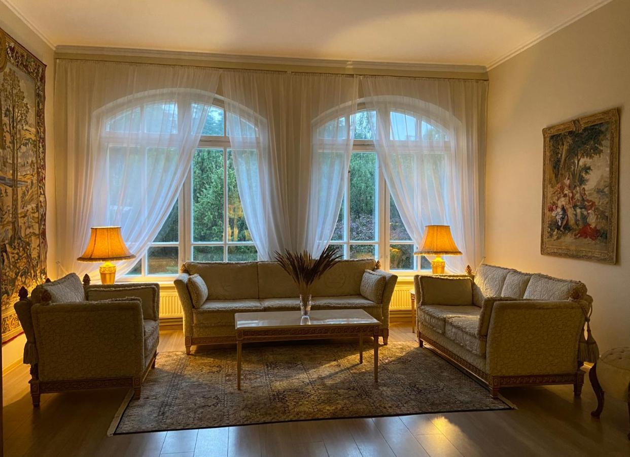 Vitrupe Karle Hotel מראה חיצוני תמונה