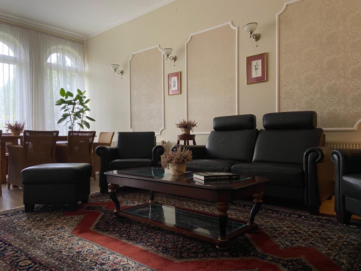 Vitrupe Karle Hotel מראה חיצוני תמונה