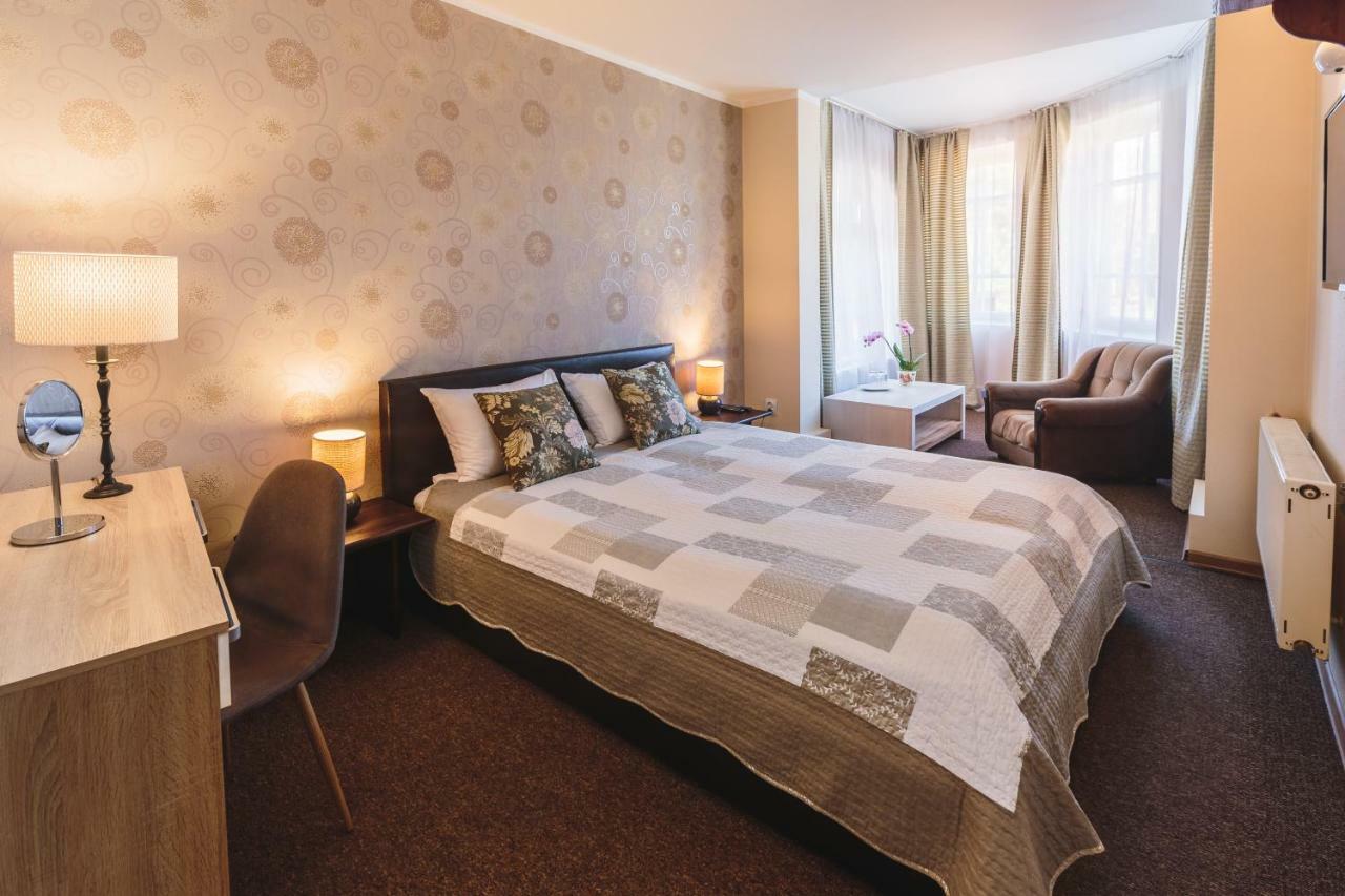 Vitrupe Karle Hotel מראה חיצוני תמונה