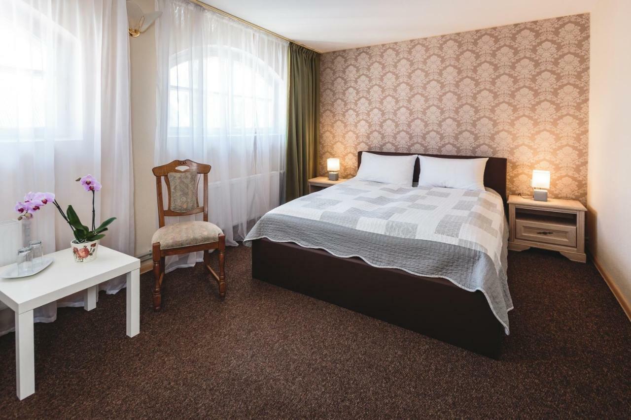 Vitrupe Karle Hotel מראה חיצוני תמונה