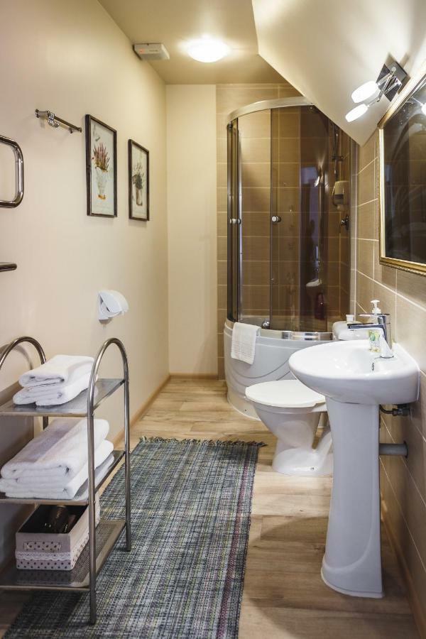 Vitrupe Karle Hotel מראה חיצוני תמונה